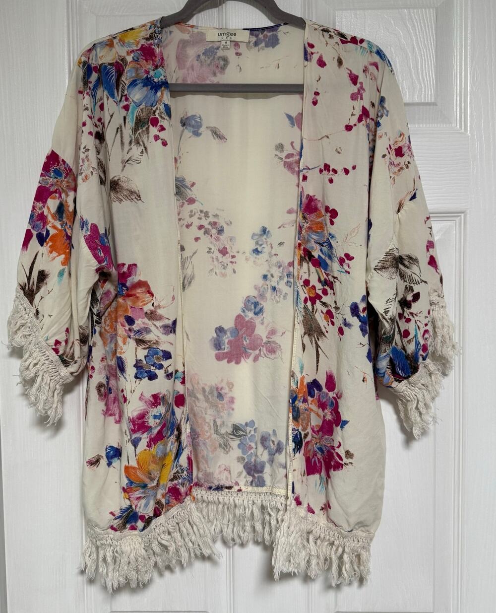 Umgee Women's Floral Fringe Open Front Cardigan Size Medium